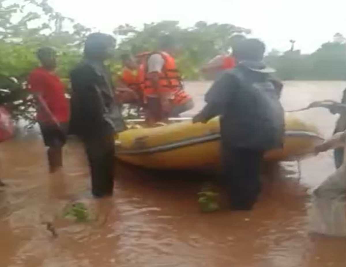 बारिश बनकर आई आफत नेशनल हाईवे सहित कई रोड का हुआ विसर्जन